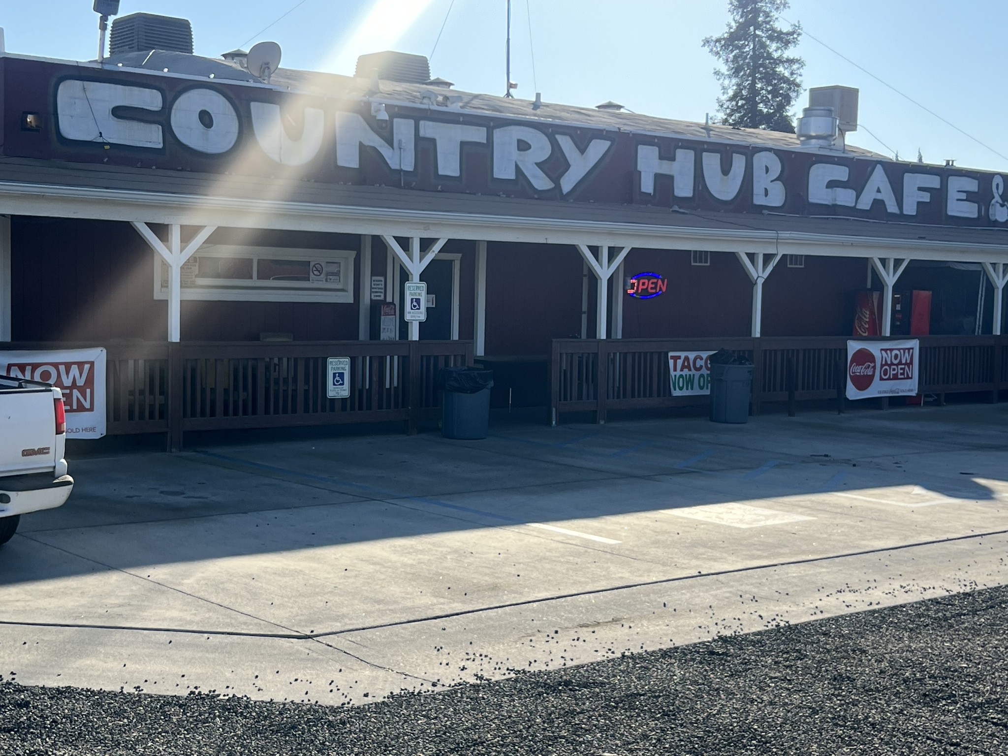 Country Hub Cafe &amp; Banquet Center